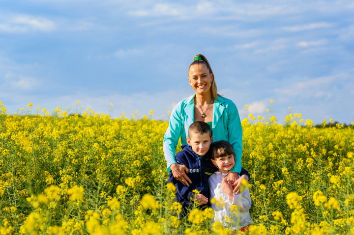 Семейни фотосесии - Дани, Лора и мама 1