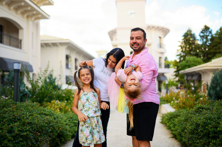 Семейни фотосесии - Амелия, Микаела, мама и татко 2