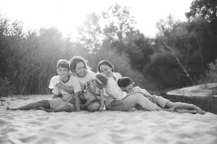 Семейни фотосесии - Сестри с деца 2