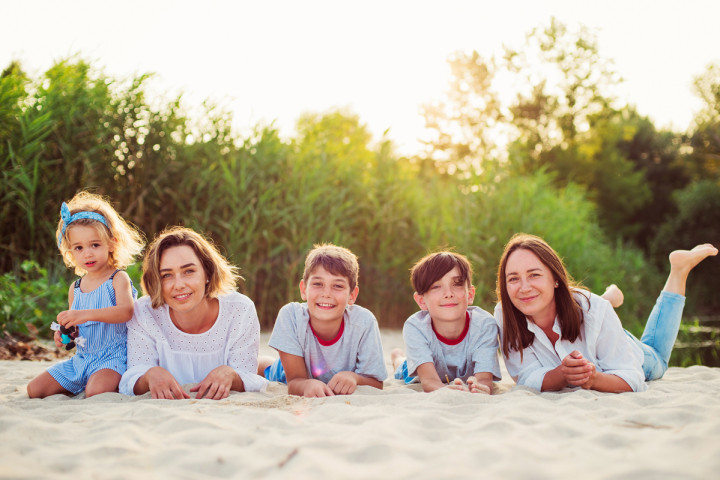 Семейни фотосесии - Сестри с деца 5