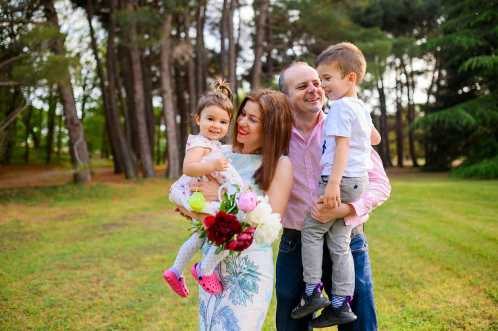 Семейни фотосесии - Семейна фотосесия с вуйчо, баба и дядо 3