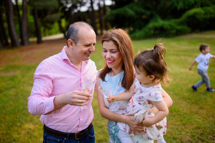 Семейни фотосесии - Семейна фотосесия с вуйчо, баба и дядо 6