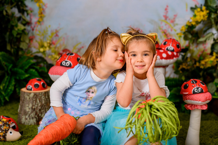 Пролетно-Великденски фотосесии - Колелиеви-момичета 8