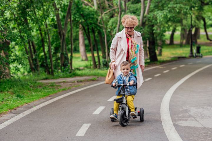 Семейни фотосесии - Семейна фотосесия с баба и дядо 1
