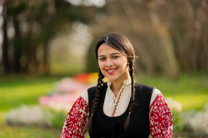 Индивидуални фотосесии - Момичета с носии 2