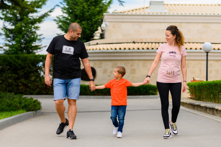 Семейни фотосесии - Мама, татко и Дарко 2 1