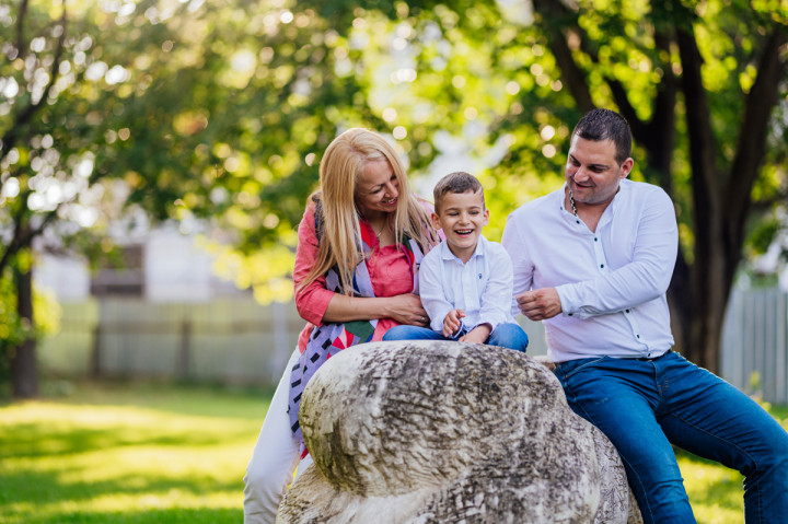 Семейни фотосесии - Виктор, мама и татко 2