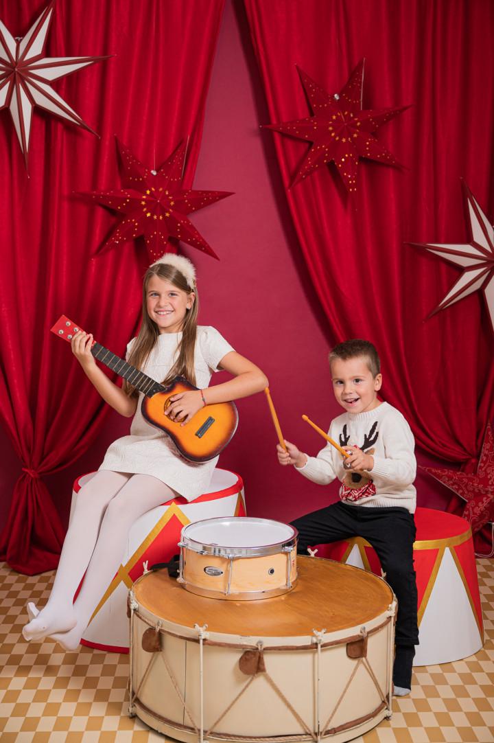 Коледни фотосесии  - сем. Щереви 2023 1