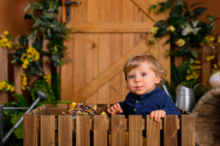 Пролетно-Великденски фотосесии - Пролетна фотосесия на Тео 1