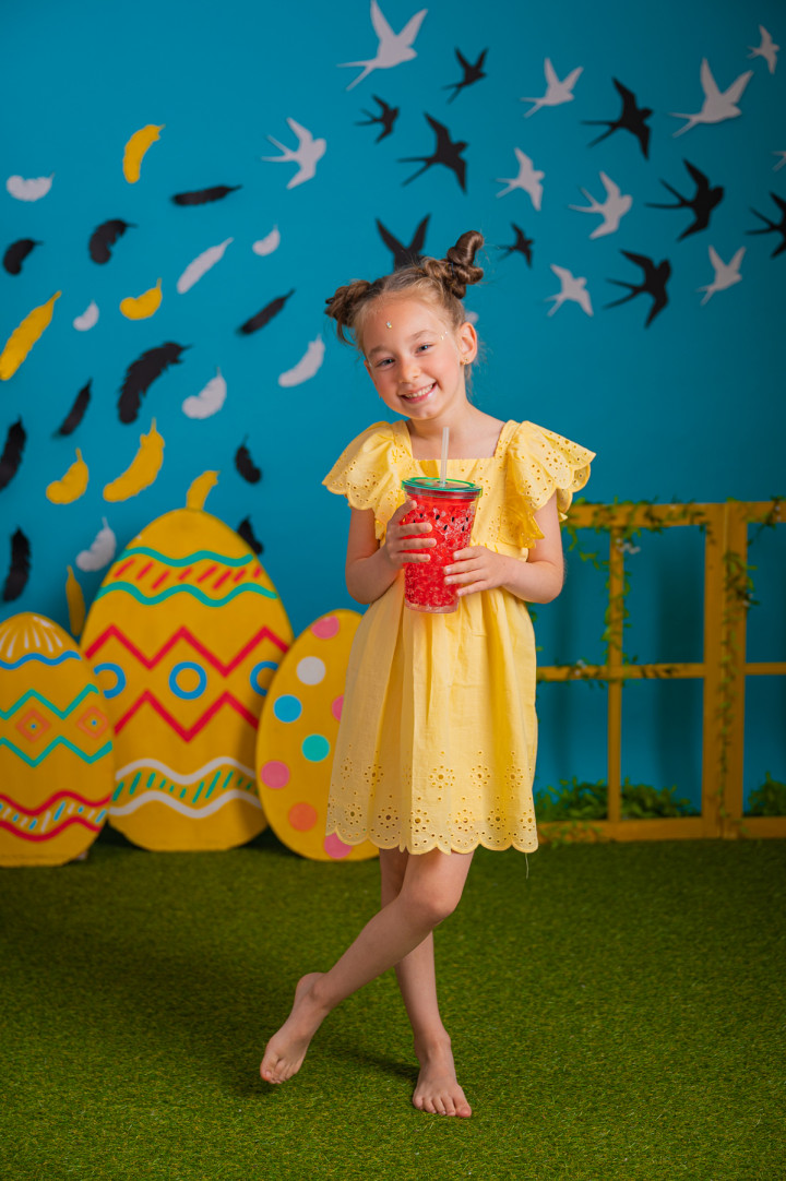 Пролетно-Великденски фотосесии - Дея, мама и тати 3