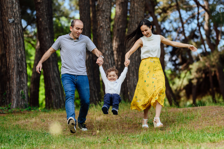 Семейни фотосесии - Дамян, мама и тати 2