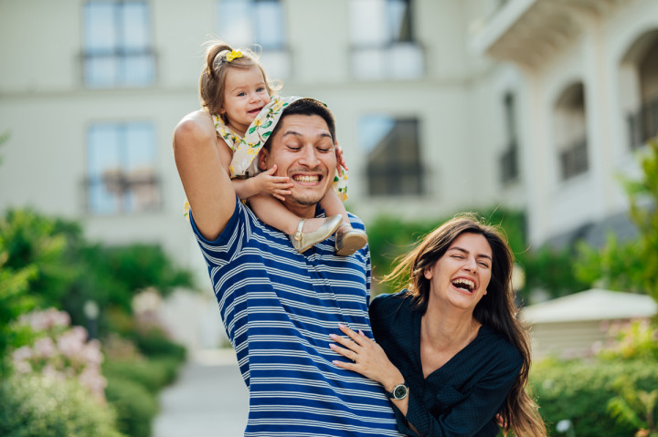 Семейни фотосесии - Луиза, мама и татко 1