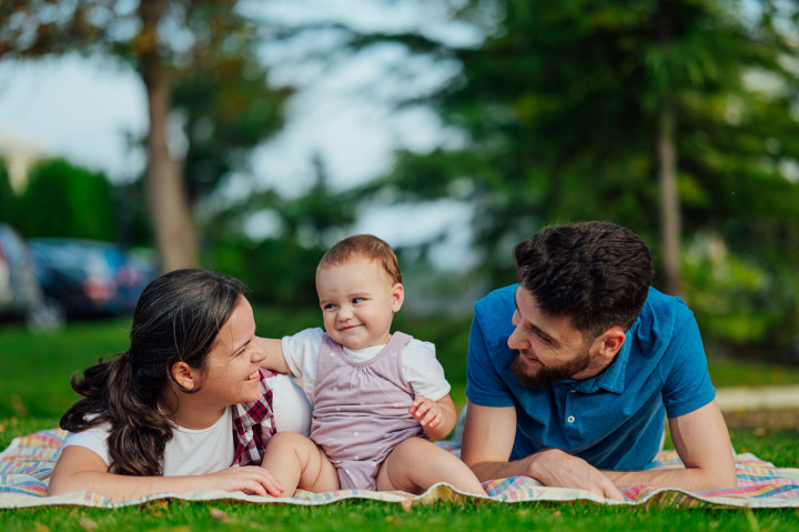 Семейни фотосесии - Мика на плажа 2