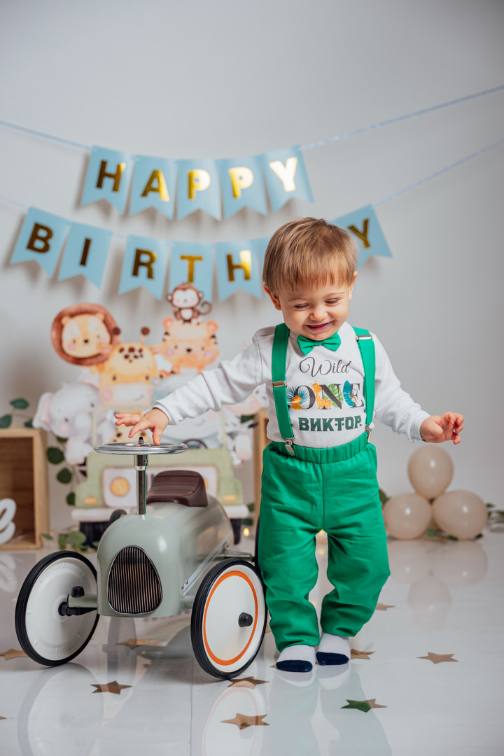 Детски фотосесии - Виктор Smash cake 4