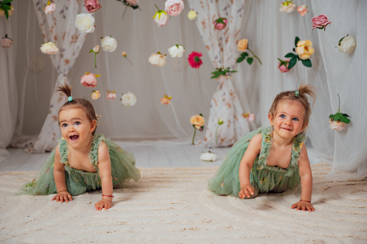 Детски фотосесии - Калина и Елица 4