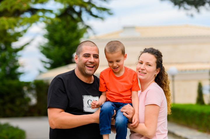 Семейни фотосесии - Мама, татко и Дарко 2 2