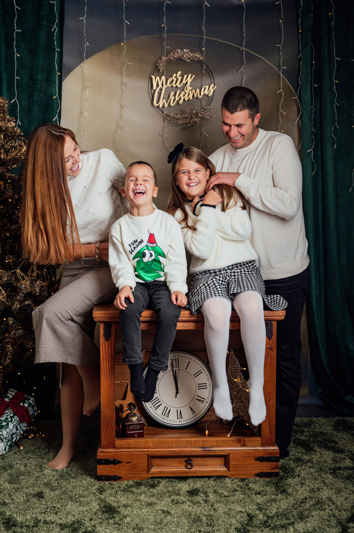 Коледни фотосесии  - Семейство Щереви 2024 2
