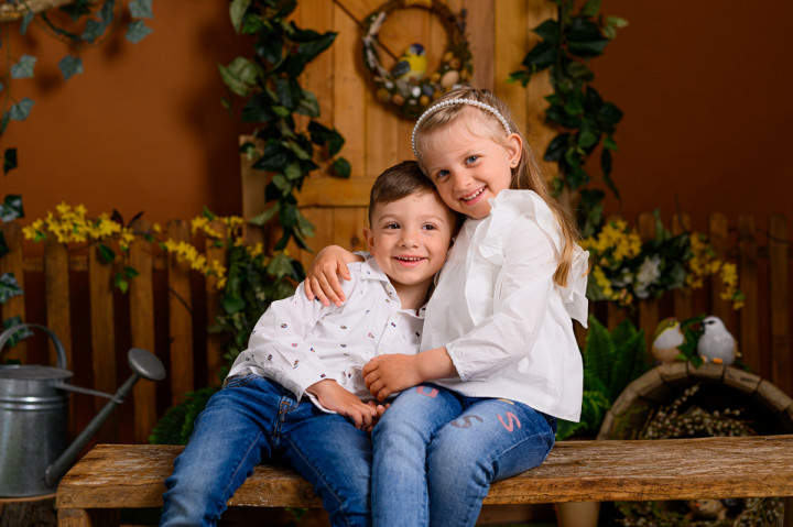 Пролетно-Великденски фотосесии - София и Папи 3