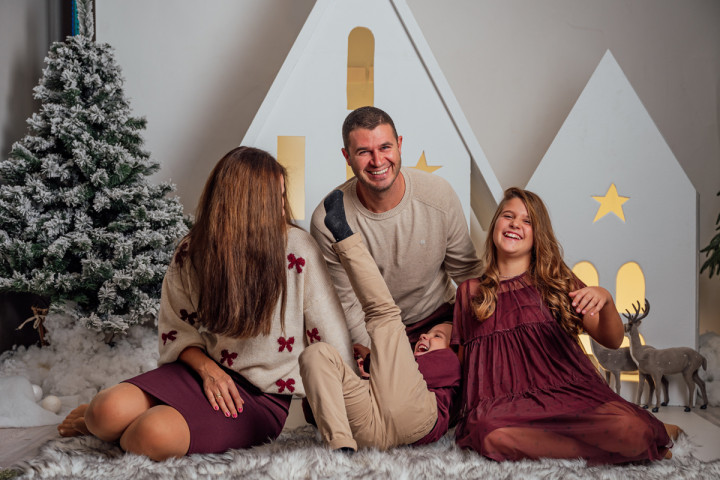Коледни фотосесии  - сем.Щереви 2025 3