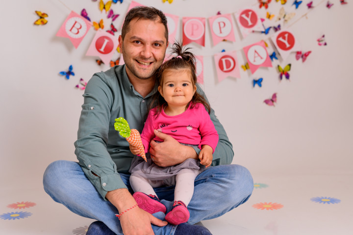 Детски фотосесии - Cake smash Лори 6