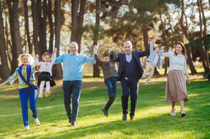 Семейни фотосесии - Фамилия в парка 3