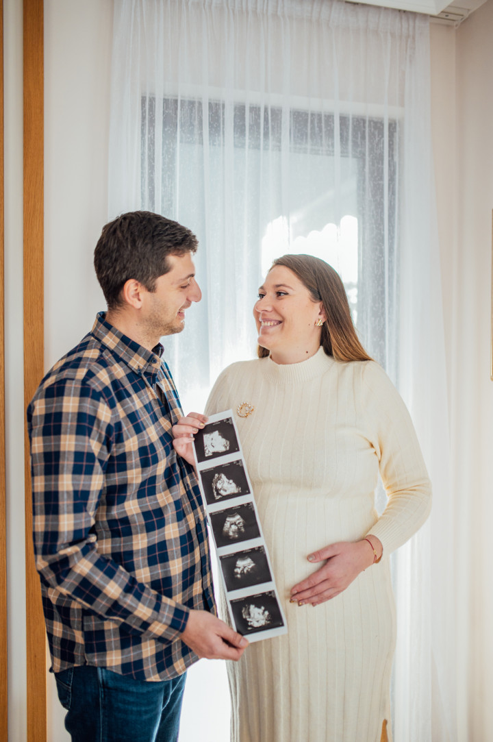 Фотосесия на бременна - Боряна, Иван и Мъфин 9