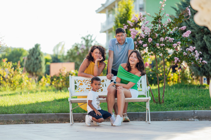 Семейни фотосесии - Андре, мама, баба, дядо 2024 9