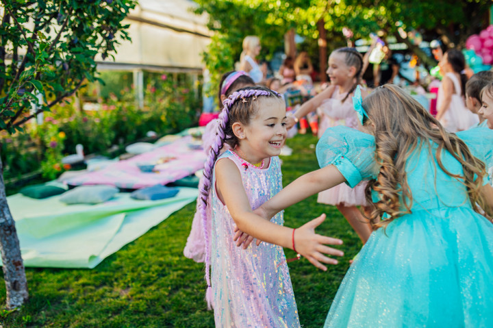 Рождени дни - РД Рони 6 8