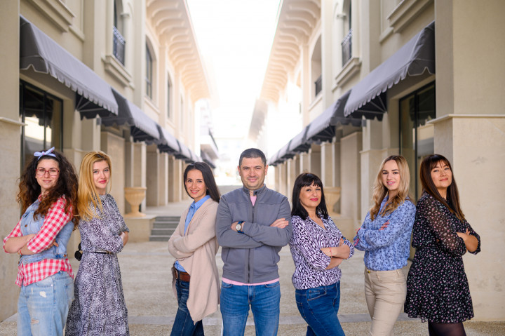 Бизнес - Екипът на Фелиста 5