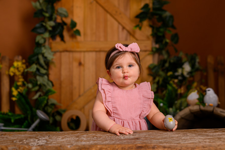 Пролетно-Великденски фотосесии - Плами, мама и татко 6