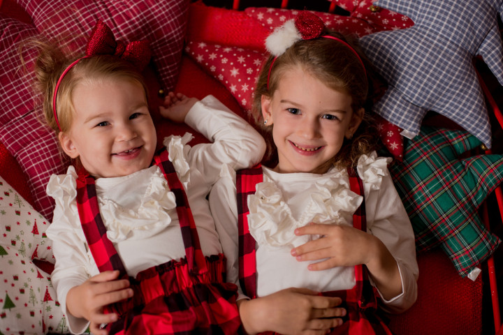 Коледни фотосесии  - Коледна фотосесия на Дария и Вики 7