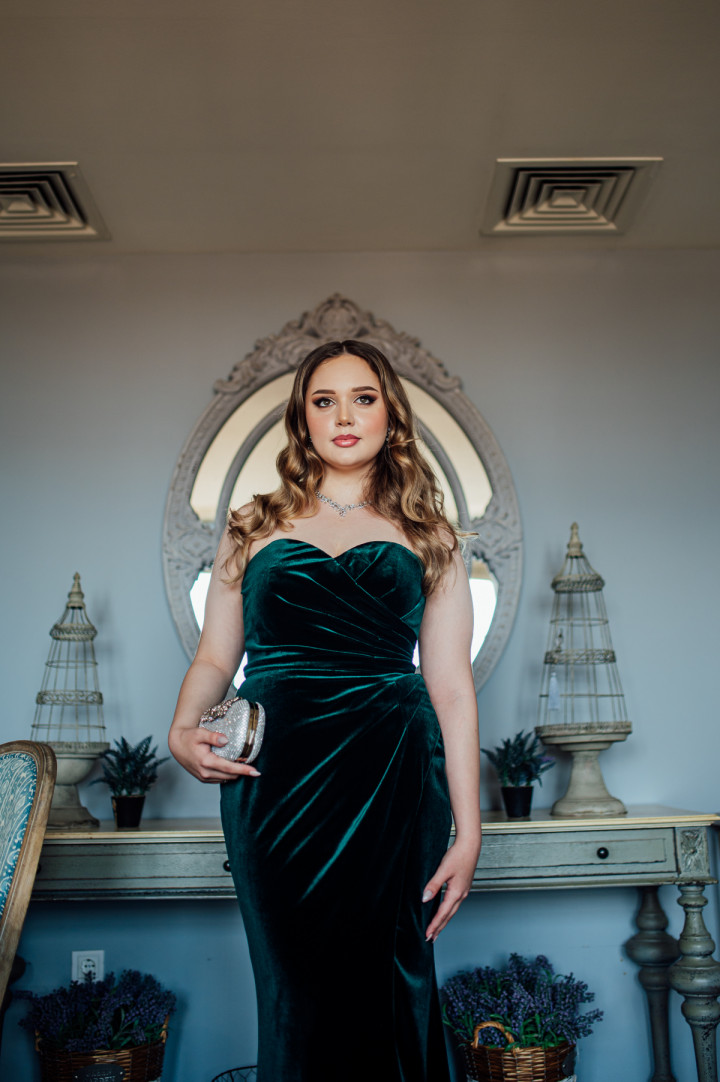 Абитуриенти - Теодора 4