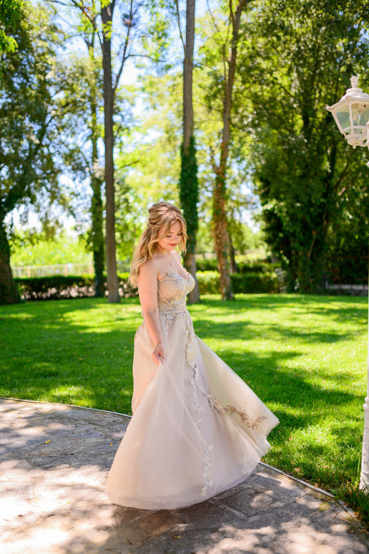 Абитуриенти - Митра 6