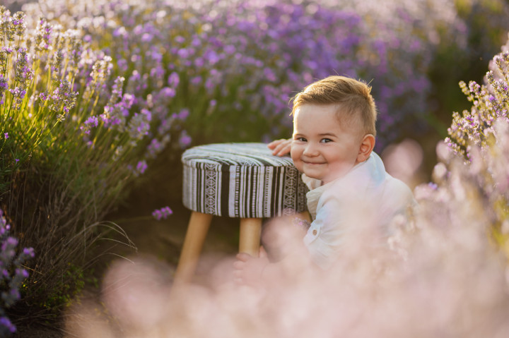 Семейни фотосесии - Фамилна фотосесия в лавандула 6