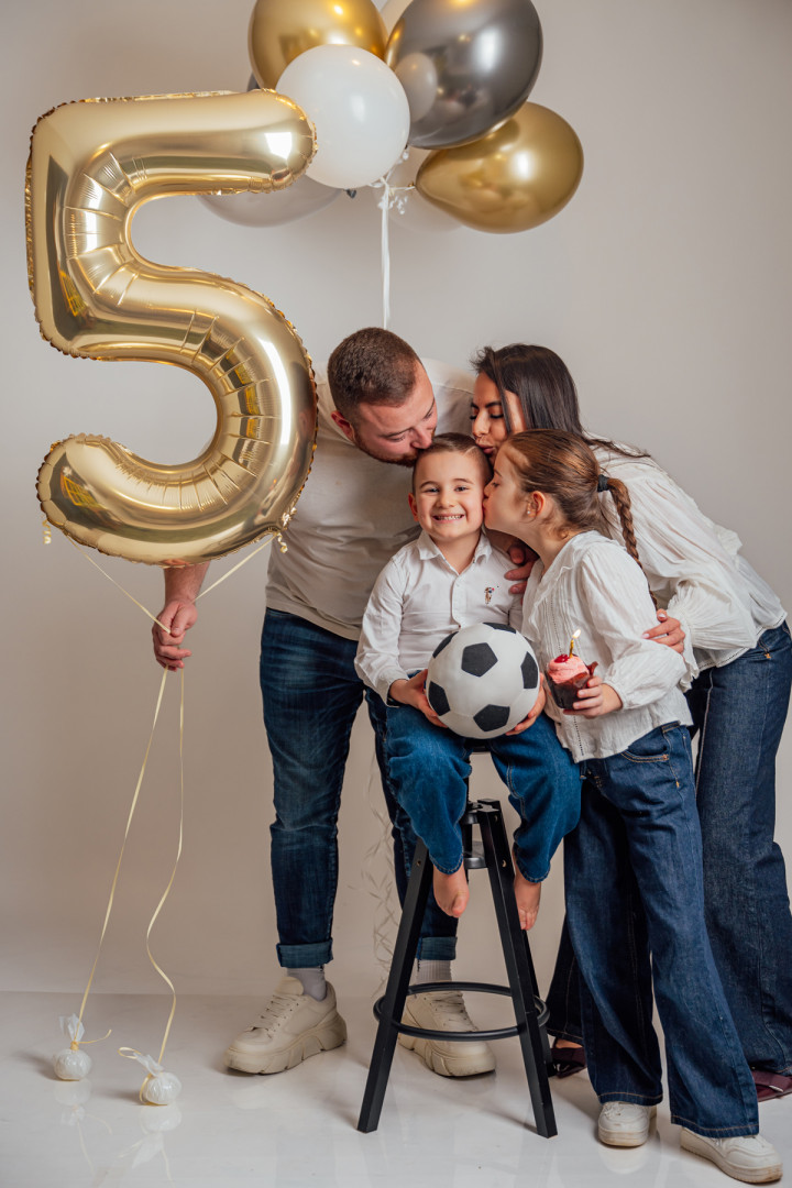 Детски фотосесии - Коко на 5 10