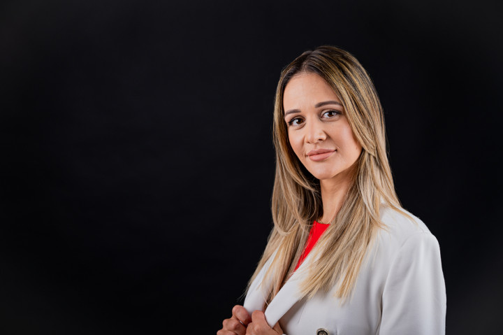 Индивидуални фотосесии - Бизнес снимки Мая 9