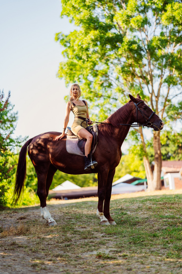 Индивидуални фотосесии - Дария на езда 9
