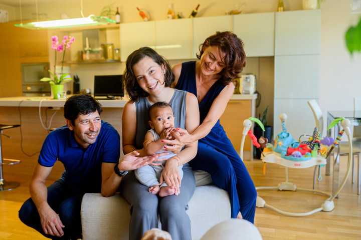 Семейни фотосесии - Фотосесия у дома 10