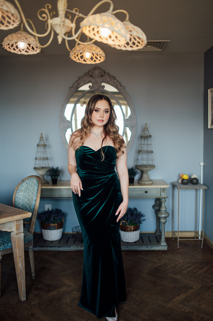 Абитуриенти - Теодора 7