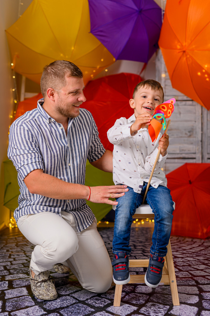 Пролетно-Великденски фотосесии - София и Папи 9