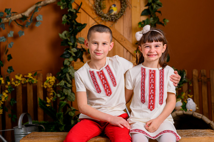 Пролетно-Великденски фотосесии - Дани, Лора, мама и вуйчо 7