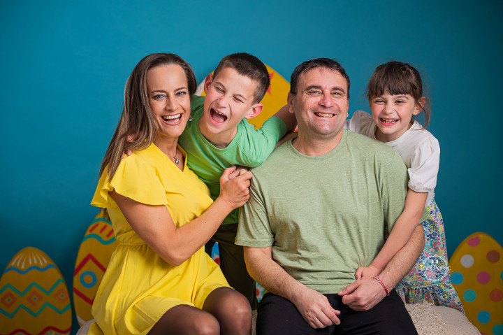 Пролетно-Великденски фотосесии - Дани и Лора 2023 2