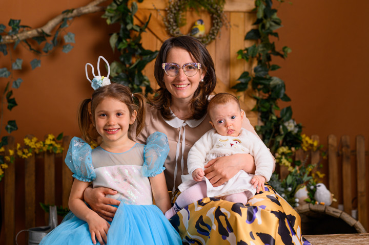 Пролетно-Великденски фотосесии - 3 поколения момичета 6