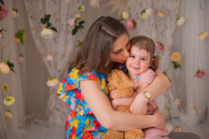 Пролетно-Великденски фотосесии - Фрея и мама 3