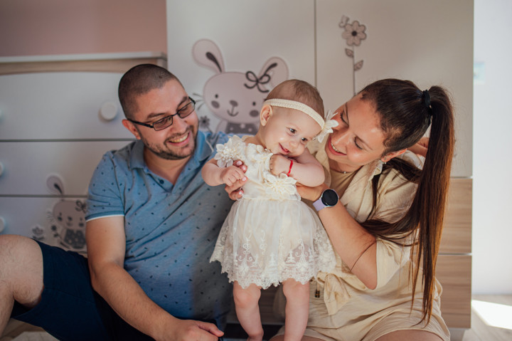 Семейни фотосесии - Фотосесия у дома 2