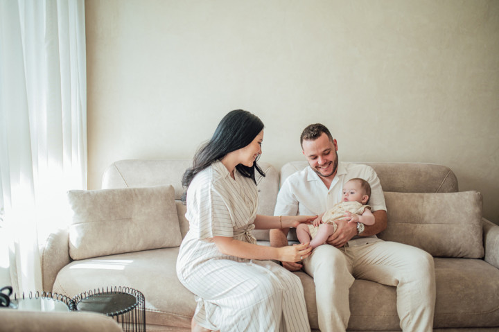 Бебешки фотосесии - Йоан, мама и татко 1