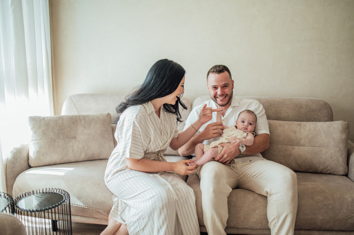 Бебешки фотосесии - Йоан, мама и татко 2