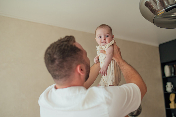 Бебешки фотосесии - Йоан, мама и татко 7