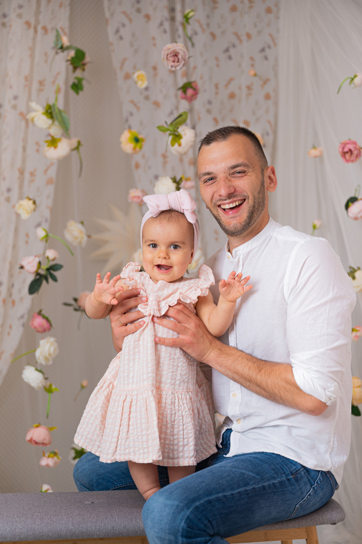 Детски фотосесии - Bella Smash cake 3