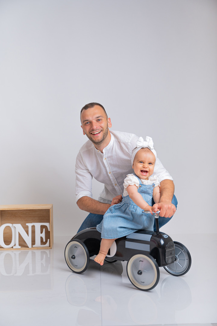 Детски фотосесии - Bella Smash cake 9